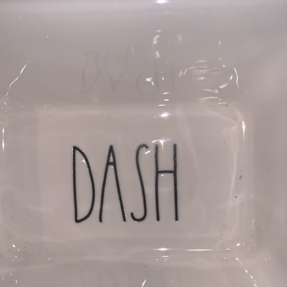 Rae Dunn farmhouse PINCH DASH tray - Picture 5 of 5